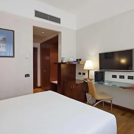 Hotel Nh Machiavelli Mediolan